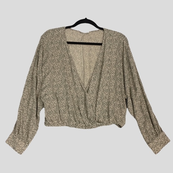 American Eagle Cheetah Print Top Womens Medium Criss Cross Elastic Waist Blouse - Picture 1 of 12